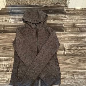 Grey Lululemon scuba hoodie S4